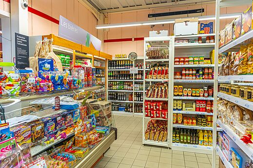 Supermarkt, Lebensmittel, Getr�nke auf dem Campingplatz CAPFUN Sagittaire in VINSOBRES (26).