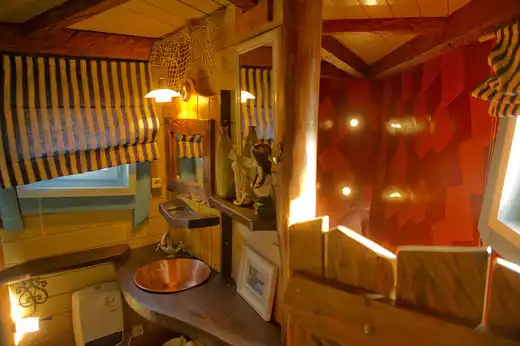 Sagittaire : Maison insolite, Campingplatz Rhone Alpes Sagittaire : Maison insolite, Campingplatz Rhone Alpes
