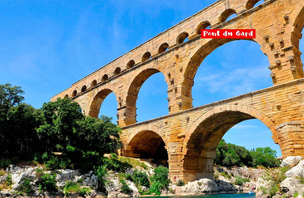Pont du Gard, aqueduc romain majestueux, � visiter pr�s de Remoulins, Gard.