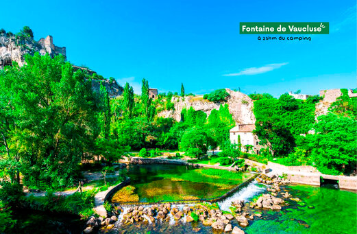 Quelle der Sorgue in Fontaine de Vaucluse, touristischer Ort in der Provence.