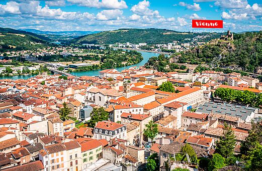 Luftaufnahme der Stadt Vienne und der Rhône, Isère.