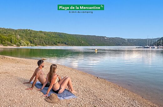 Plage de la Mercantine, meer en bos, bezienswaardigheid nabij Maisod (39).