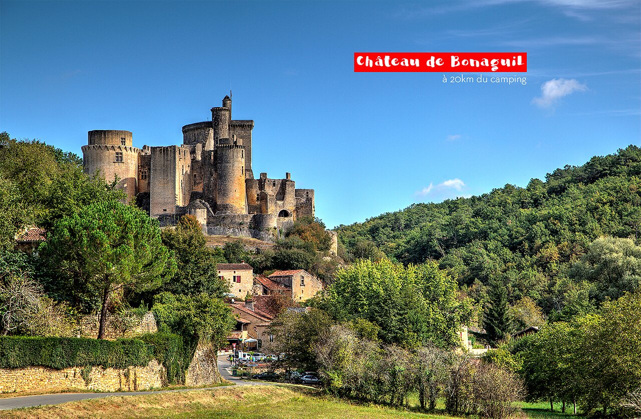 Impressive medieval castle of Bonaguil, a historic fortress to visit in Lot-et-Garonne.