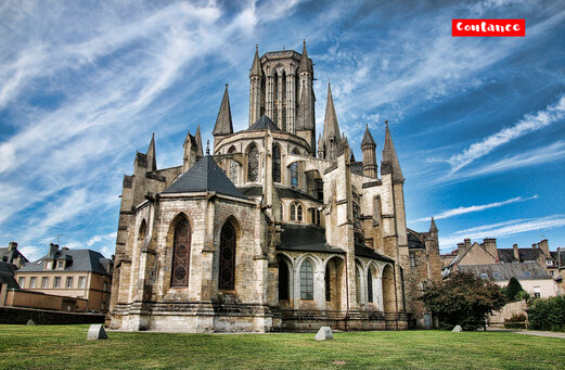 Kathedraal van Coutances, indrukwekkende gotische architectuur in Normandië.