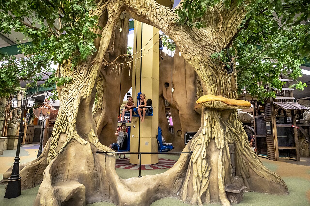 Vertikale Attraktion Kinder, Indoor-Spielplatz CAPFUN Wondermolen Molenschot.