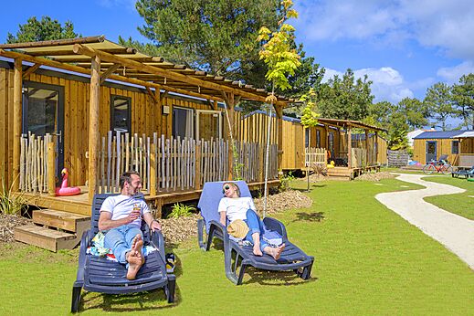 Holz-Mobil-home, Paar auf CAPFUN Zagarella in LONGEVILLE SUR MER (85).